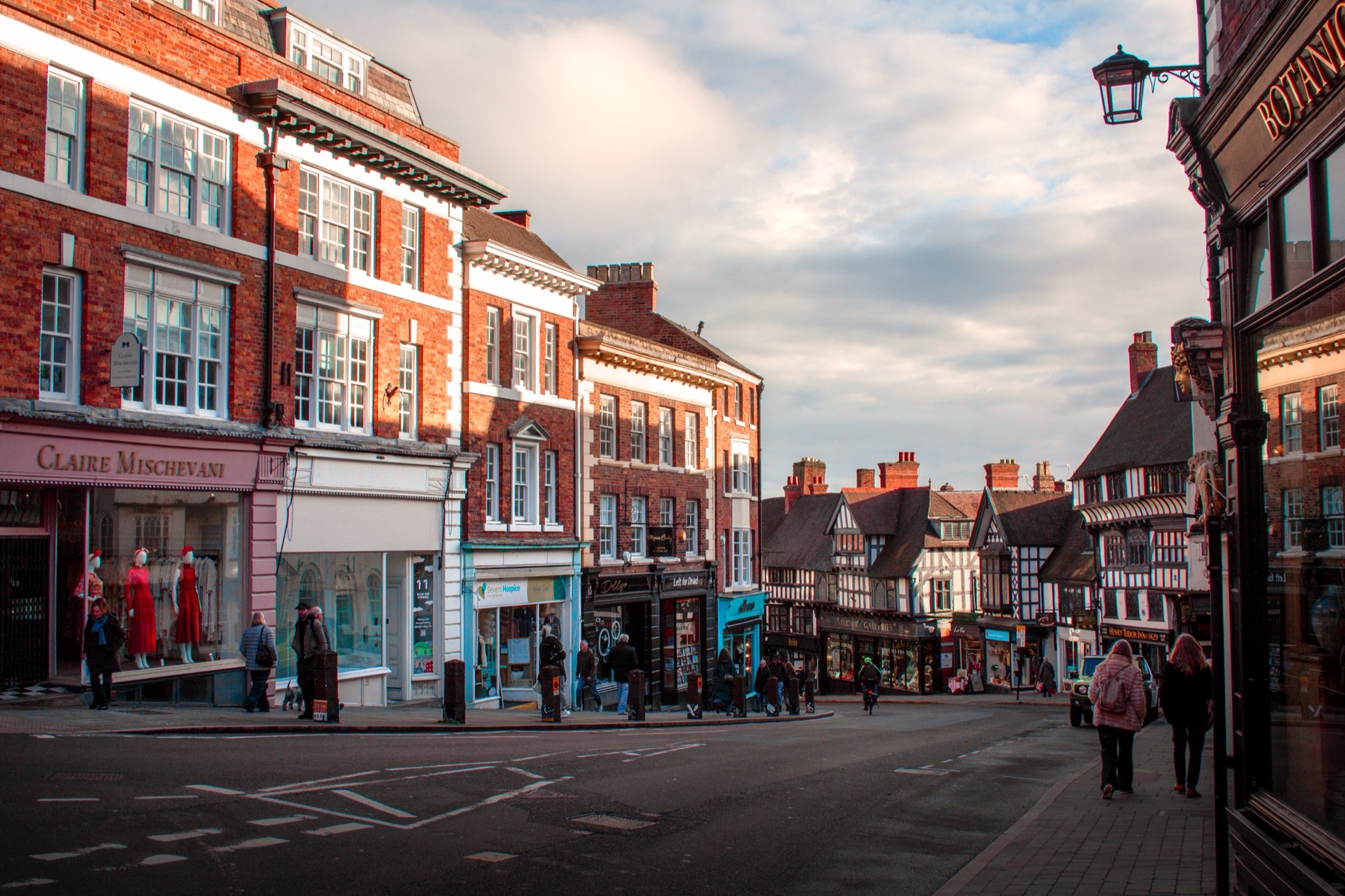 The Recommence vision for fashion retail imagery